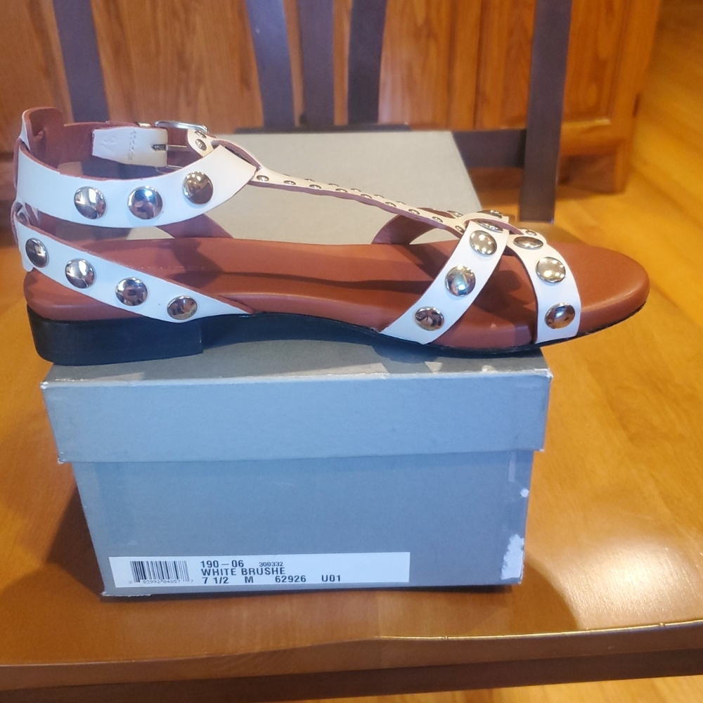 Sesno Meucci sandal